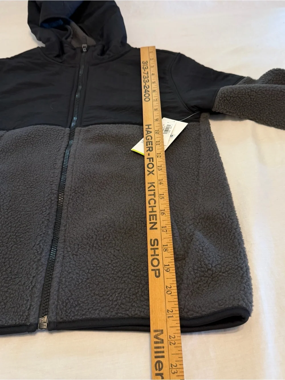 Boys Hooded Full-Zip Sherpa Jacket - Black and Charcoal Size Large 10/12 NWT.